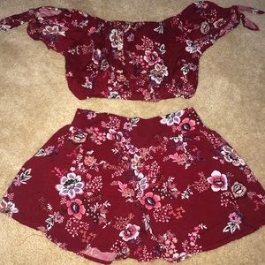 Tilly’s off the shoulder shirt and shorts set